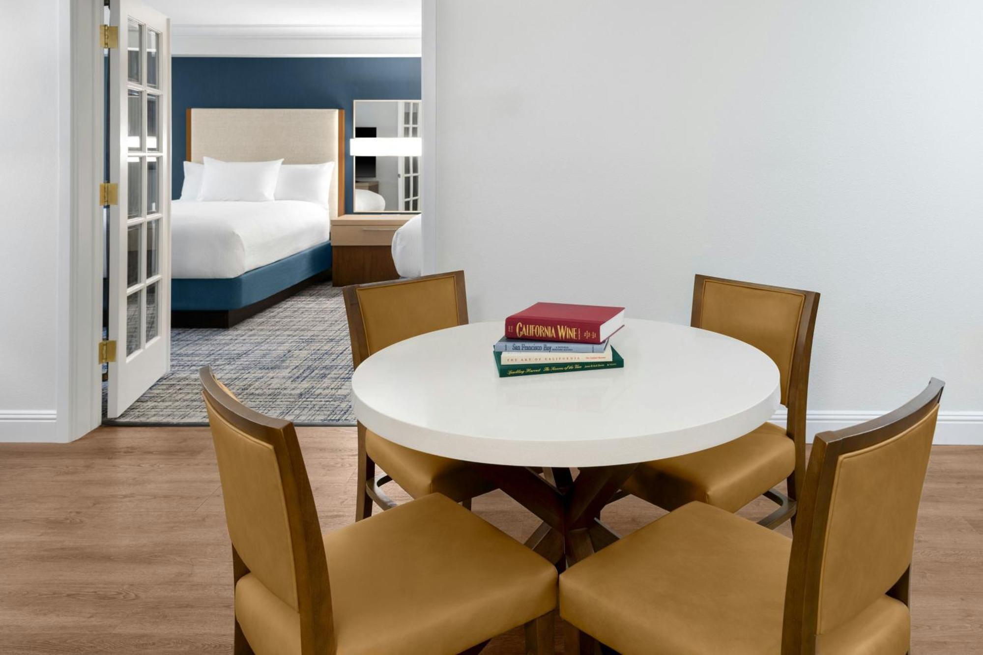 Courtyard Altos Hotel